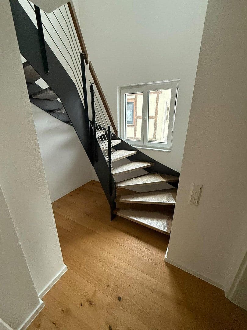 Prodej bytu 3+1 87 m², Gärtringen, Bádensko-Württembersko Prodej bytu 3+1 87 m², Gärtringen, Bádensko-Württembersko