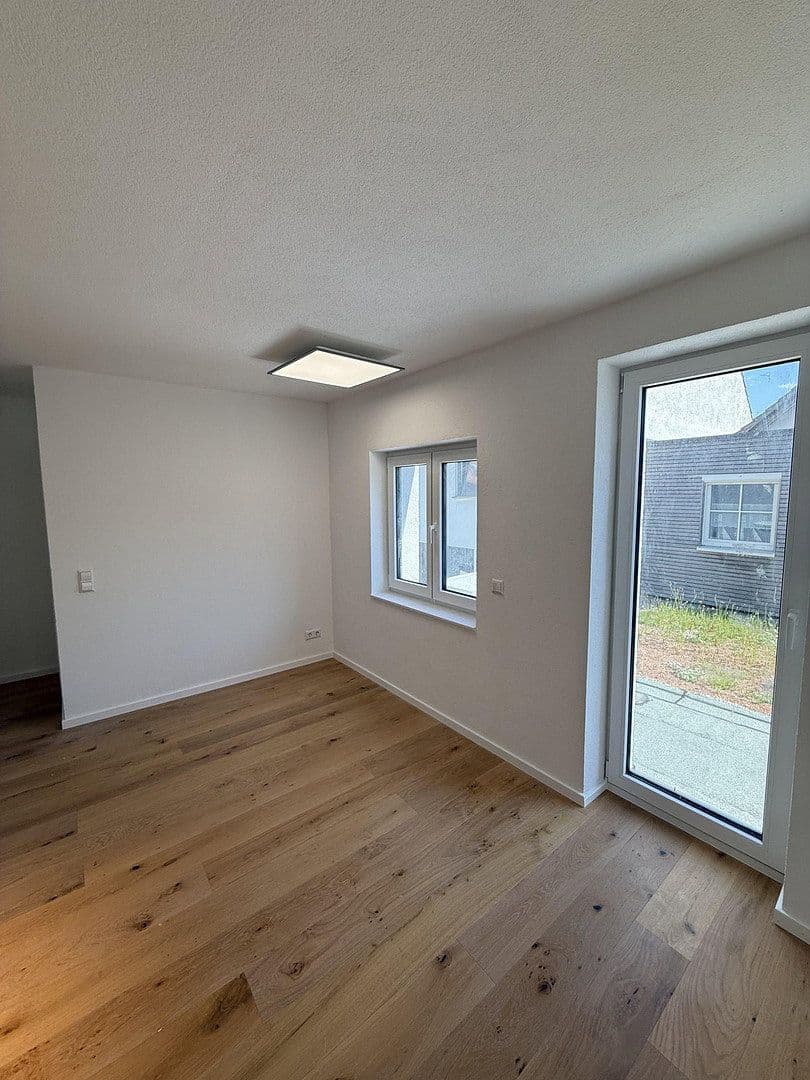 Prodej bytu 3+1 87 m², Gärtringen, Bádensko-Württembersko Prodej bytu 3+1 87 m², Gärtringen, Bádensko-Württembersko