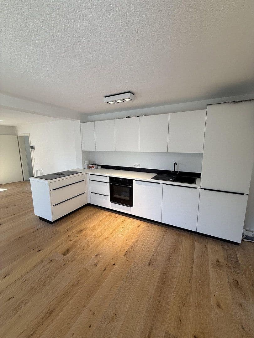 Prodej bytu 3+1 87 m², Gärtringen, Bádensko-Württembersko Prodej bytu 3+1 87 m², Gärtringen, Bádensko-Württembersko