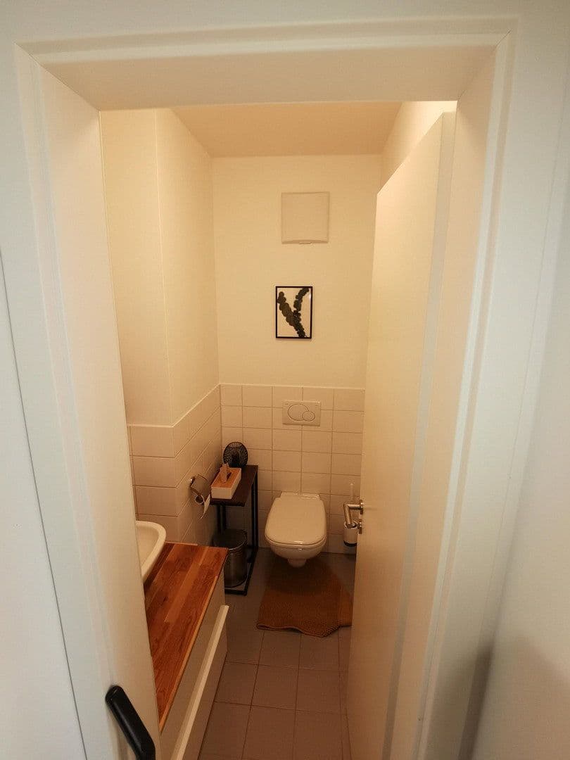 Pronájem bytu 3+1 92 m², Hauptstr. 35, Leinfelden-Echterdingen, Bádensko-Württembersko Pronájem bytu 3+1 92 m², Hauptstr. 35, Leinfelden-Echterdingen, Bádensko-Württembersko