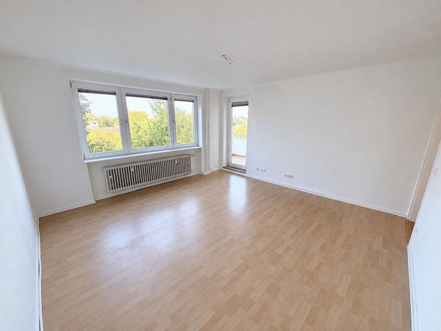 Pronájem bytu 2+1 60 m², Scheelring 17, Hamburg, Hamburg Pronájem bytu 2+1 60 m², Scheelring 17, Hamburg, Hamburg