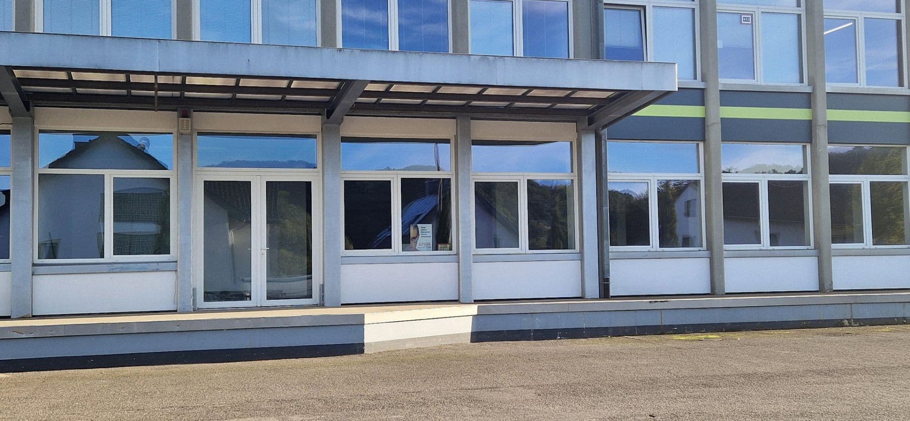 Pronájem nebytového prostoru 700 m², Valdorfer Str. 100, Vlotho, Severní Porýní-Vestfálsko Pronájem nebytového prostoru 700 m², Valdorfer Str. 100, Vlotho, Severní Porýní-Vestfálsko