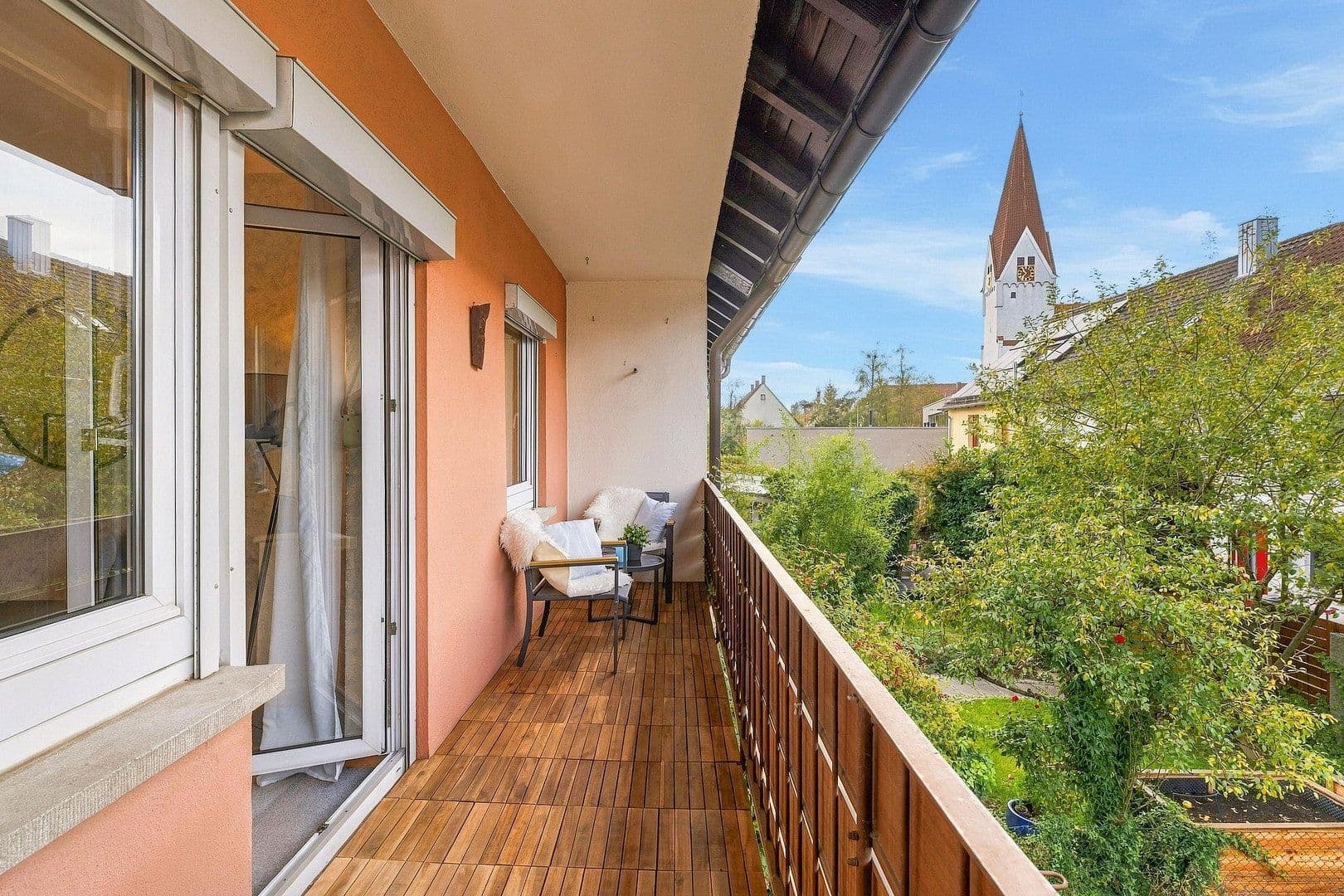 Prodej domu 130 m², pozemek 144 m², Neu-Ulm, Bavorsko Prodej domu 130 m², pozemek 144 m², Neu-Ulm, Bavorsko