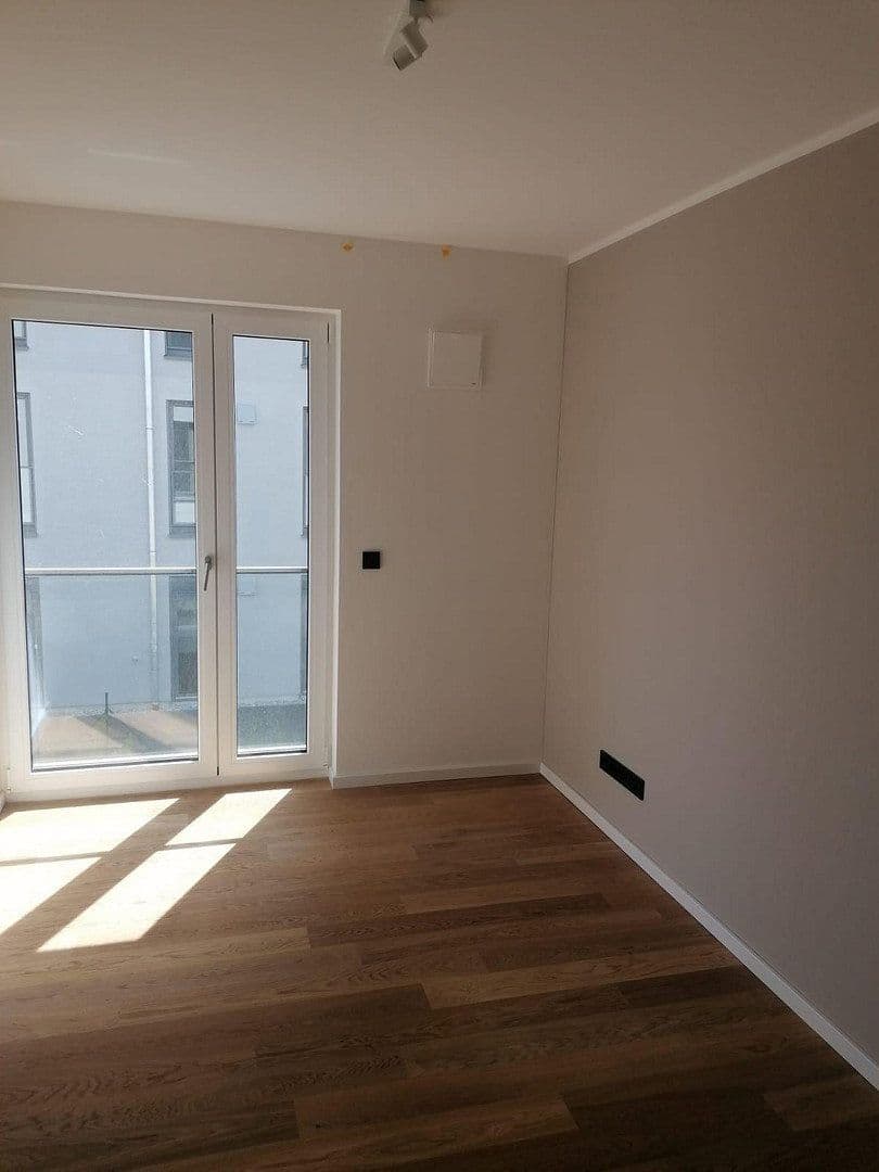 Prodej bytu 3+1 74 m², Hubertusstraße 56, Fürstenfeldbruck, Bavorsko Prodej bytu 3+1 74 m², Hubertusstraße 56, Fürstenfeldbruck, Bavorsko