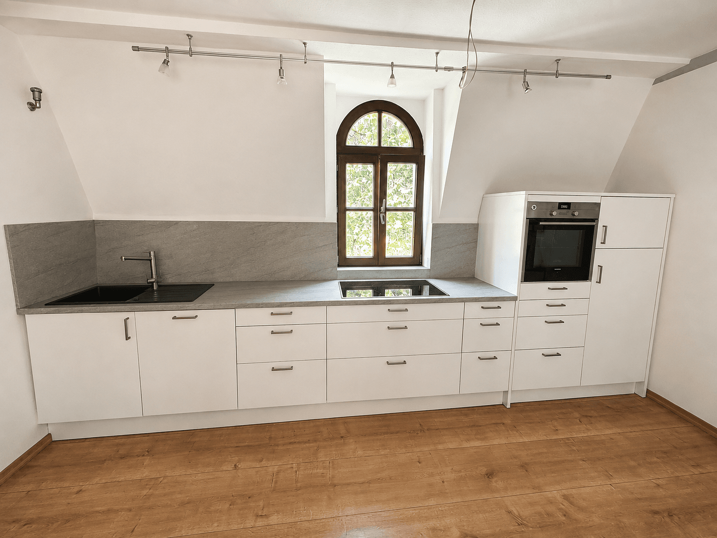 Pronájem bytu 4+kk 98 m², Eltingplatz, Essen, Severní Porýní-Vestfálsko Pronájem bytu 4+kk 98 m², Eltingplatz, Essen, Severní Porýní-Vestfálsko