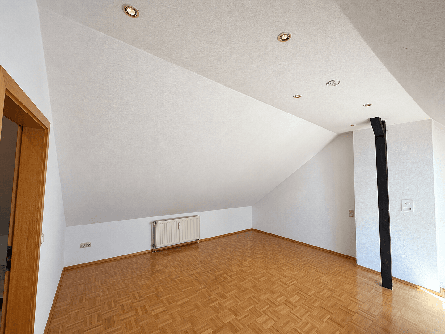 Pronájem bytu 4+kk 98 m², Eltingplatz, Essen, Severní Porýní-Vestfálsko Pronájem bytu 4+kk 98 m², Eltingplatz, Essen, Severní Porýní-Vestfálsko