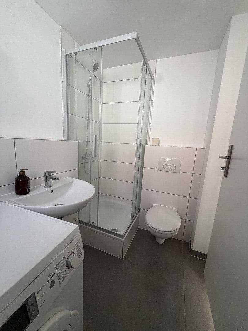 Pronájem bytu 1+1 25 m², Am Bach 1, Rheinmünster, Bádensko-Württembersko Pronájem bytu 1+1 25 m², Am Bach 1, Rheinmünster, Bádensko-Württembersko