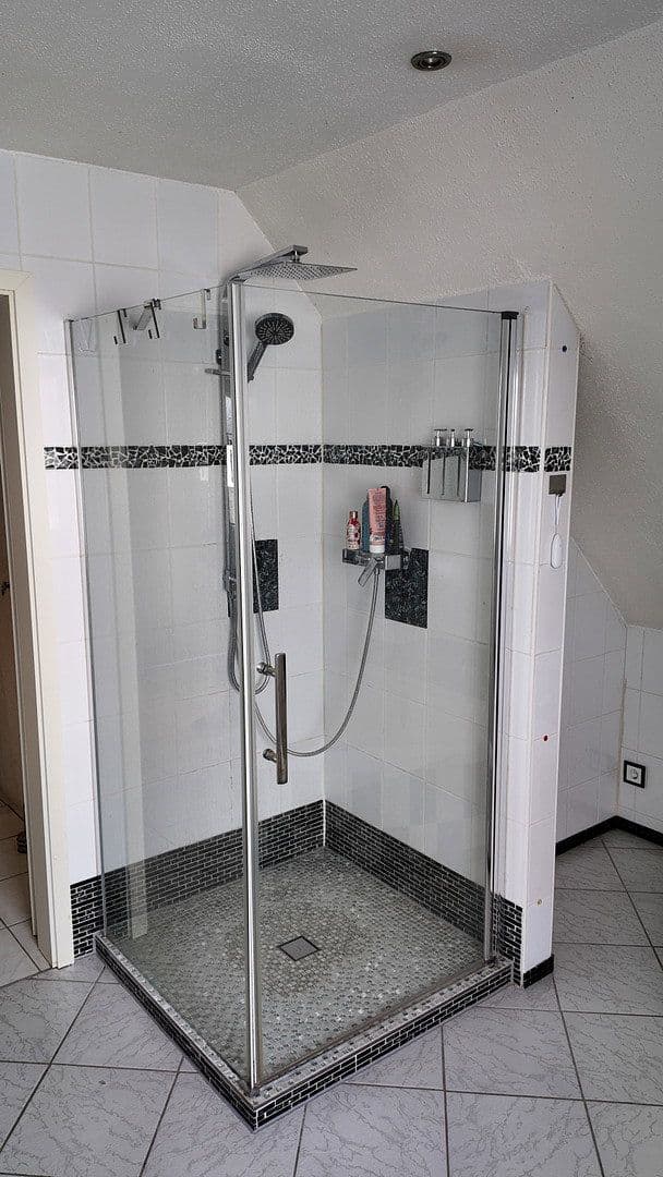 Prodej domu 115 m², pozemek 800 m², Coppenbrügge, Dolní Sasko Prodej domu 115 m², pozemek 800 m², Coppenbrügge, Dolní Sasko