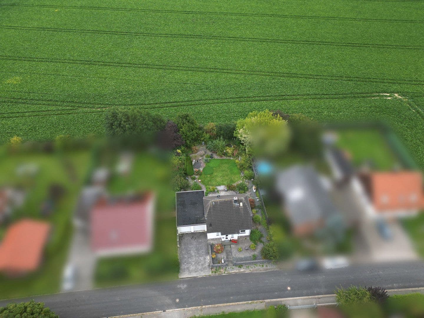 Prodej domu 115 m², pozemek 800 m², Coppenbrügge, Dolní Sasko Prodej domu 115 m², pozemek 800 m², Coppenbrügge, Dolní Sasko