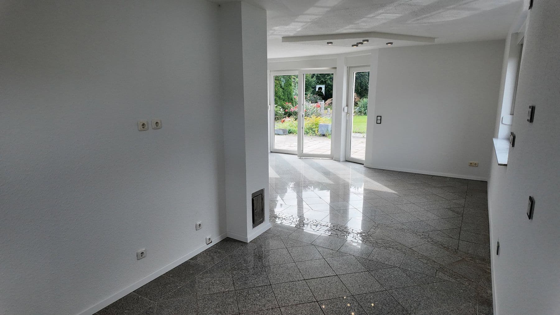 Prodej domu 115 m², pozemek 800 m², Coppenbrügge, Dolní Sasko Prodej domu 115 m², pozemek 800 m², Coppenbrügge, Dolní Sasko