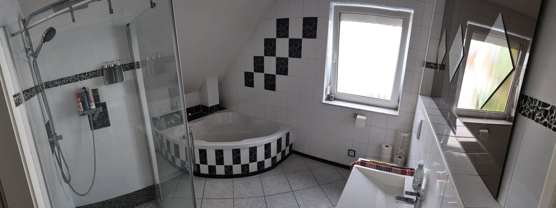 Prodej domu 115 m², pozemek 800 m², Coppenbrügge, Dolní Sasko Prodej domu 115 m², pozemek 800 m², Coppenbrügge, Dolní Sasko