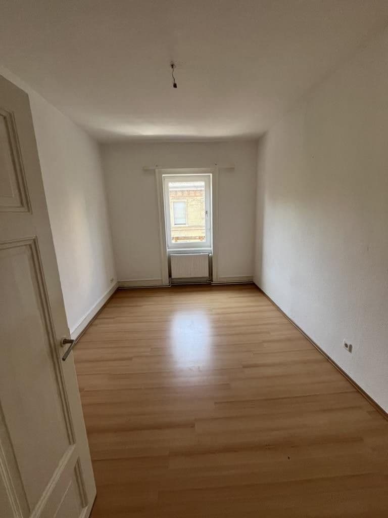 Pronájem bytu 4+1 73 m², Jahnstraße 21, Wiesbaden, Hessen Pronájem bytu 4+1 73 m², Jahnstraße 21, Wiesbaden, Hessen