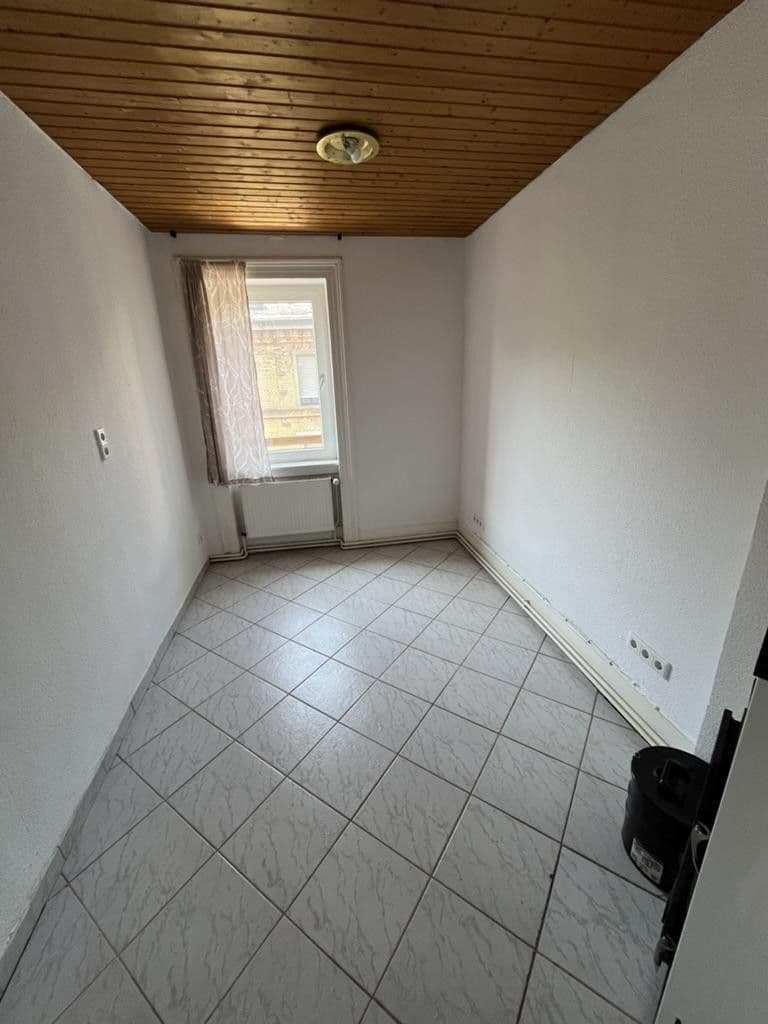 Pronájem bytu 4+1 73 m², Jahnstraße 21, Wiesbaden, Hessen Pronájem bytu 4+1 73 m², Jahnstraße 21, Wiesbaden, Hessen