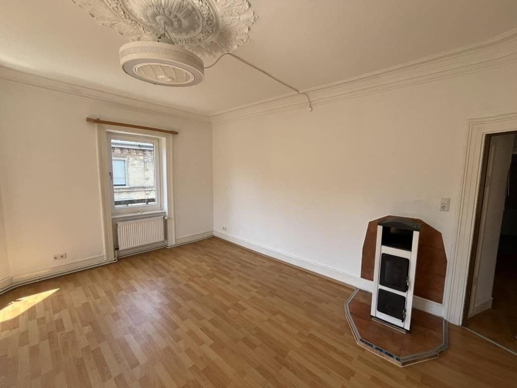 Pronájem bytu 4+1 73 m², Jahnstraße 21, Wiesbaden, Hessen Pronájem bytu 4+1 73 m², Jahnstraße 21, Wiesbaden, Hessen