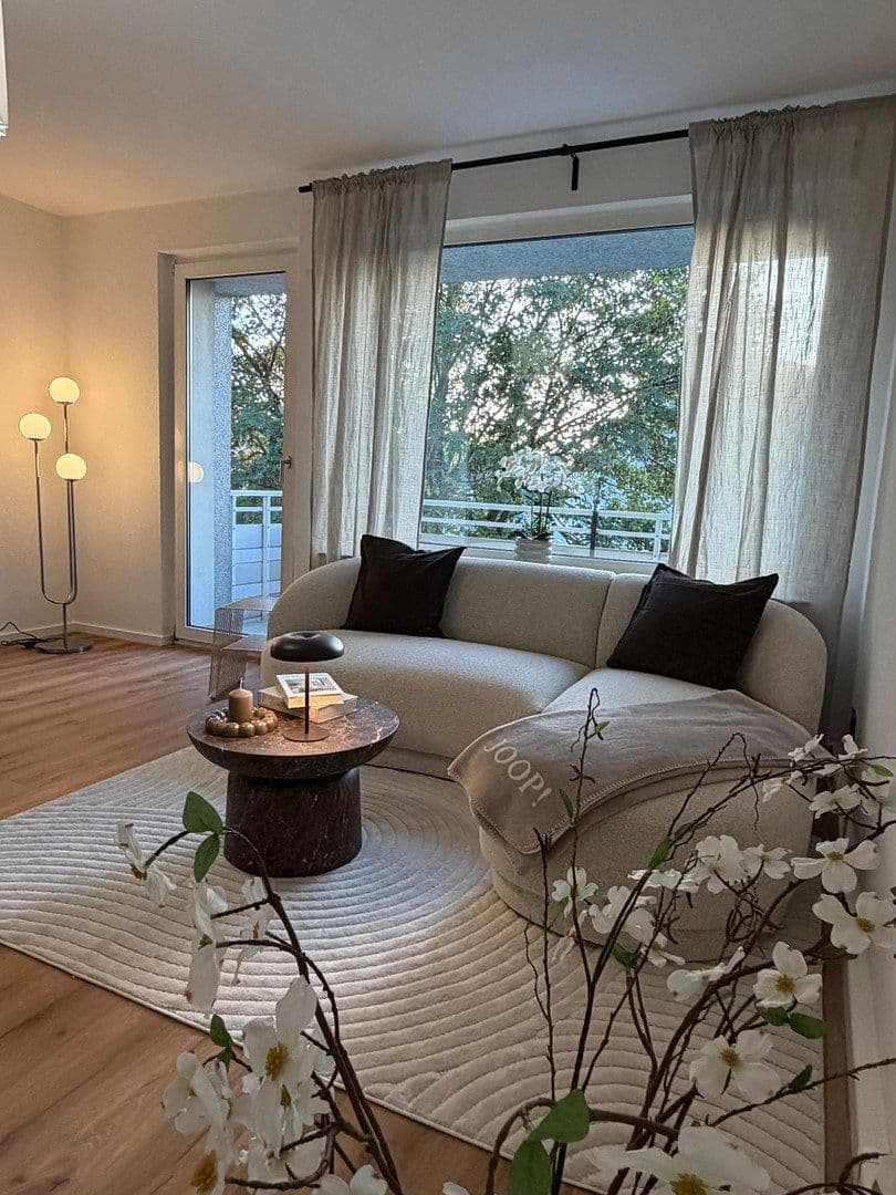 Prodej bytu 3+kk 78 m², Mülheim an der Ruhr, Severní Porýní-Vestfálsko Prodej bytu 3+kk 78 m², Mülheim an der Ruhr, Severní Porýní-Vestfálsko