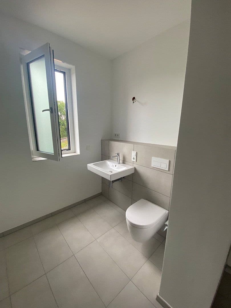 Pronájem bytu 4+1 105 m², Speyer, Porýní-Falc Pronájem bytu 4+1 105 m², Speyer, Porýní-Falc