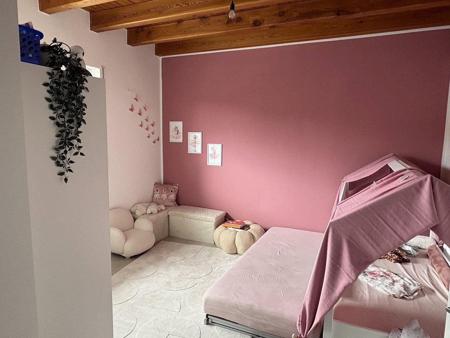 Pronájem bytu 6+1 200 m², Weeze, Severní Porýní-Vestfálsko Pronájem bytu 6+1 200 m², Weeze, Severní Porýní-Vestfálsko
