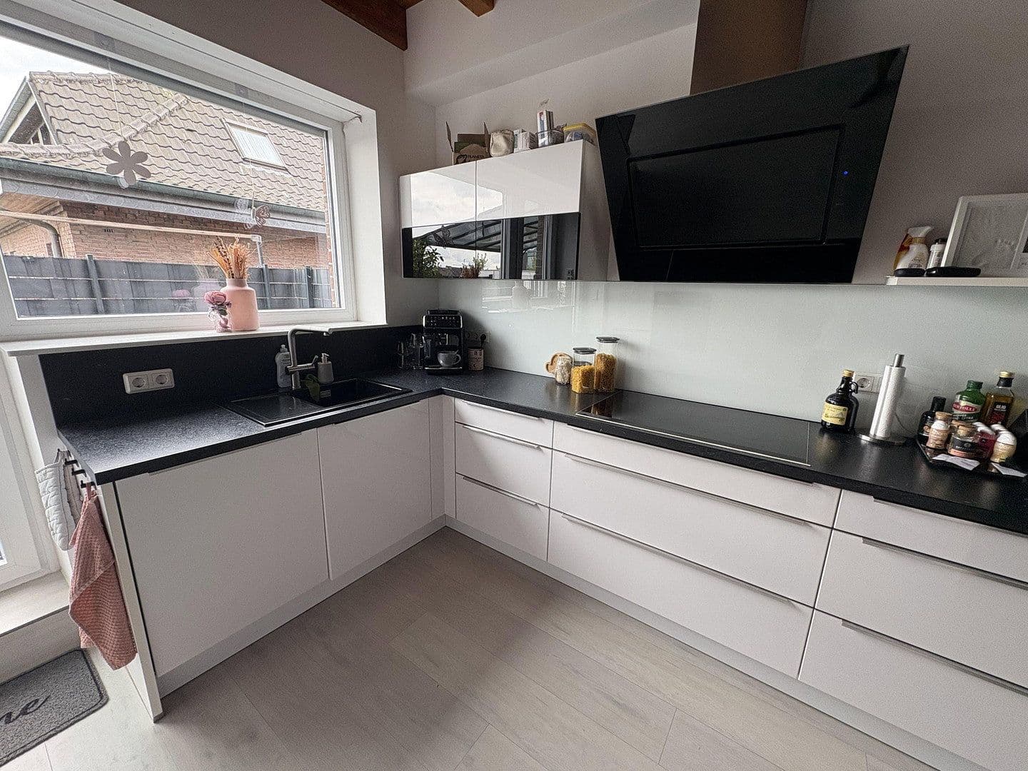 Pronájem bytu 6+1 200 m², Weeze, Severní Porýní-Vestfálsko Pronájem bytu 6+1 200 m², Weeze, Severní Porýní-Vestfálsko