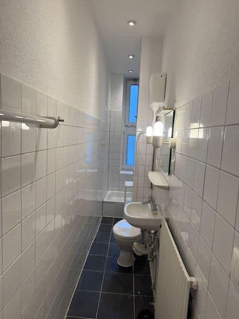 Prodej bytu 2+1 56 m², Quitzowstr. 122, Berlin, Berlín Prodej bytu 2+1 56 m², Quitzowstr. 122, Berlin, Berlín