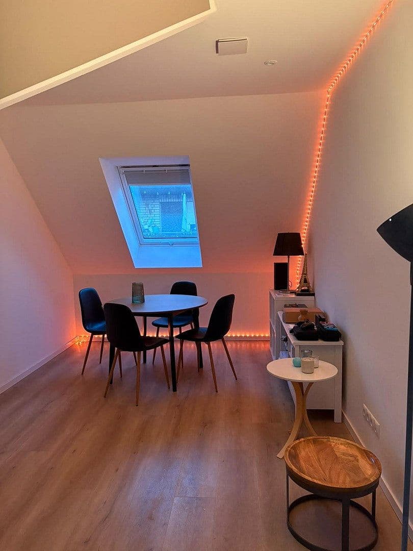 Prodej domu 210 m², pozemek 581 m², Cloppenburg, Dolní Sasko Prodej domu 210 m², pozemek 581 m², Cloppenburg, Dolní Sasko