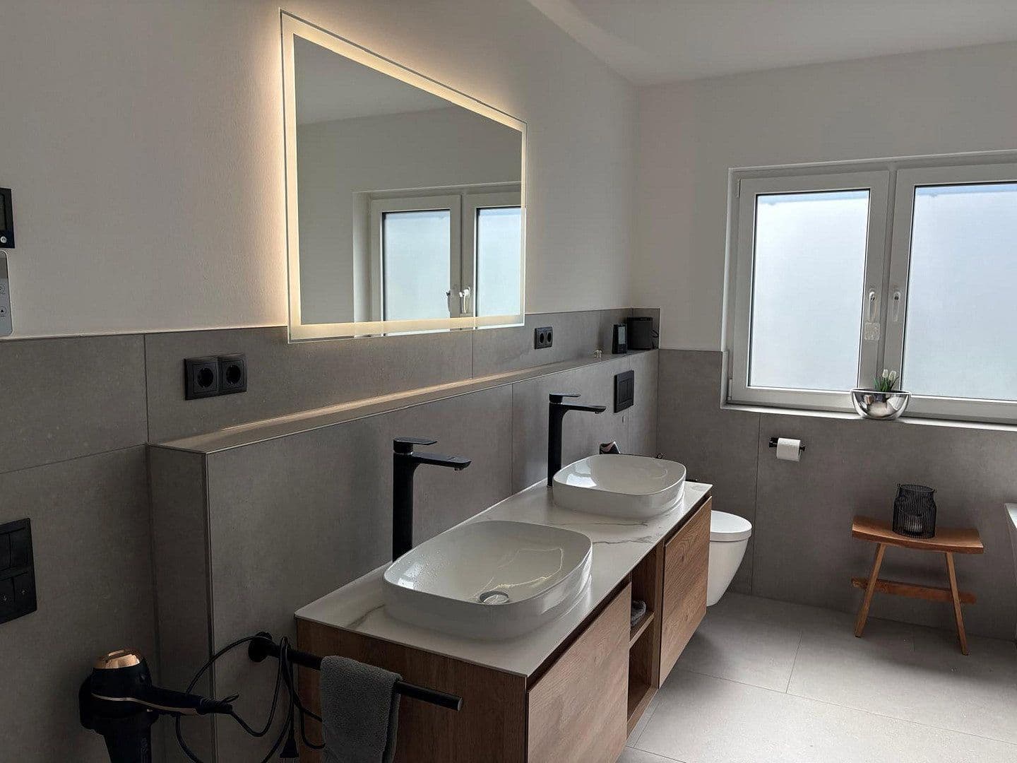 Prodej domu 210 m², pozemek 581 m², Cloppenburg, Dolní Sasko Prodej domu 210 m², pozemek 581 m², Cloppenburg, Dolní Sasko