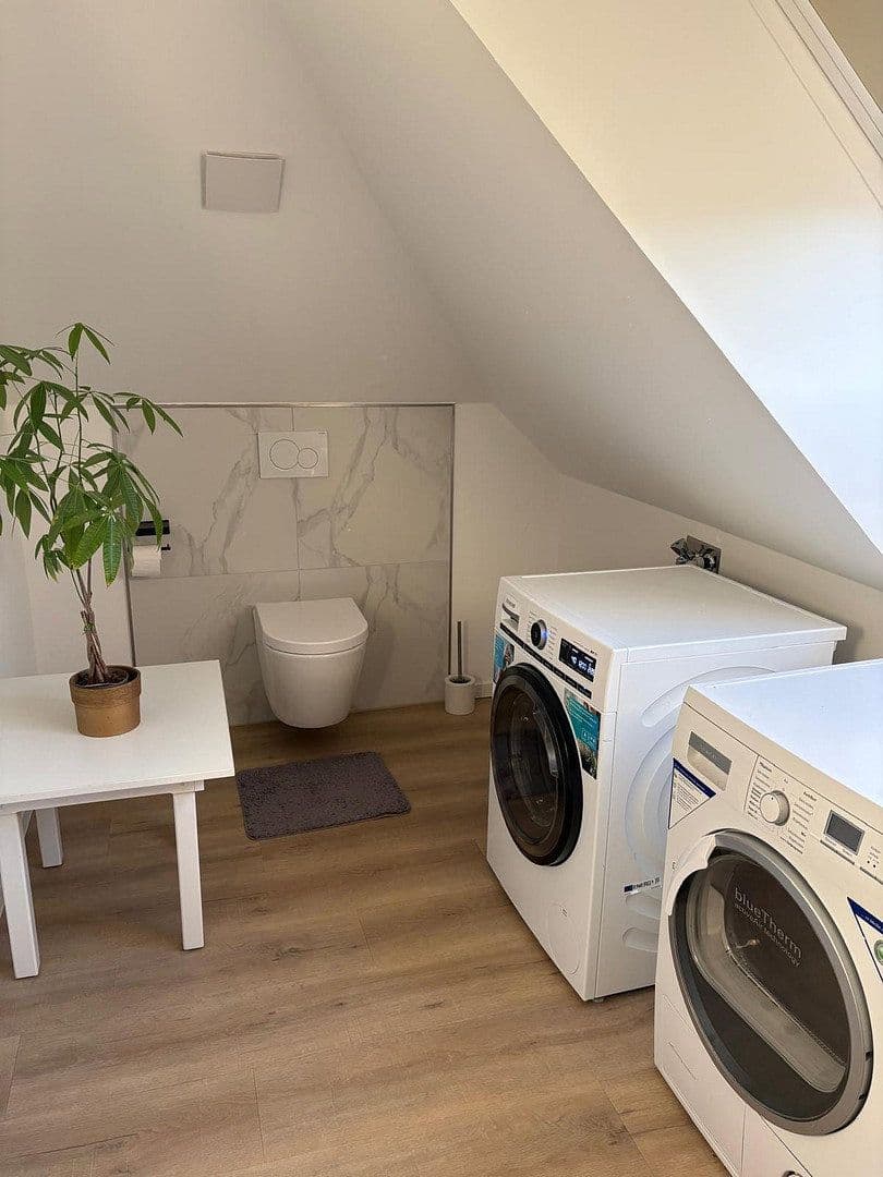 Prodej domu 210 m², pozemek 581 m², Cloppenburg, Dolní Sasko Prodej domu 210 m², pozemek 581 m², Cloppenburg, Dolní Sasko