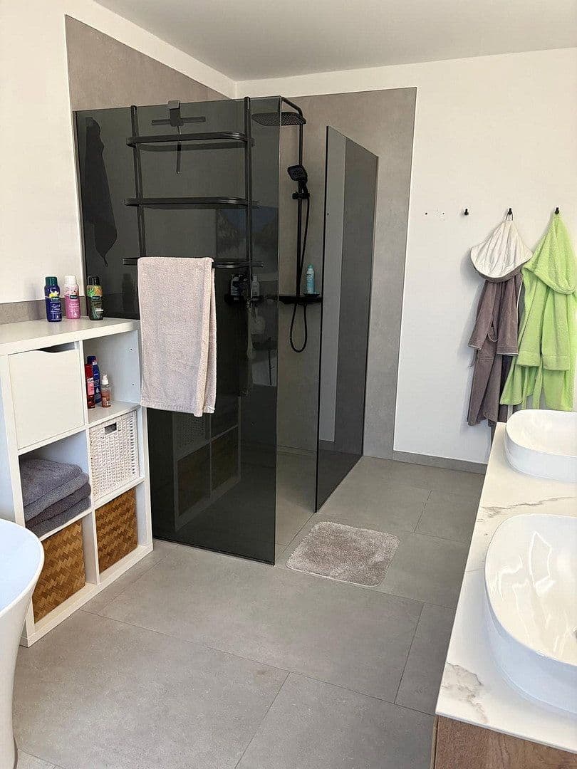 Prodej domu 210 m², pozemek 581 m², Cloppenburg, Dolní Sasko Prodej domu 210 m², pozemek 581 m², Cloppenburg, Dolní Sasko
