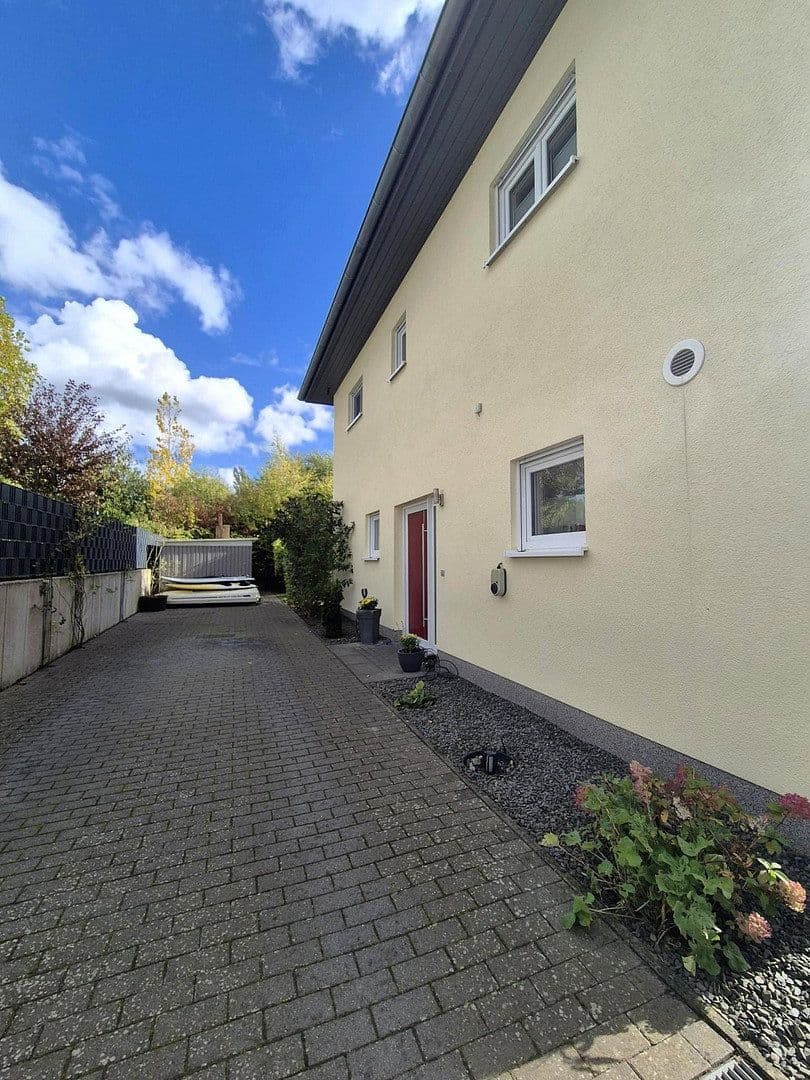 Prodej domu 144 m², pozemek 526 m², Schwerin - Lankow, Mecklenburg-Vorpommern Prodej domu 144 m², pozemek 526 m², Schwerin - Lankow, Mecklenburg-Vorpommern