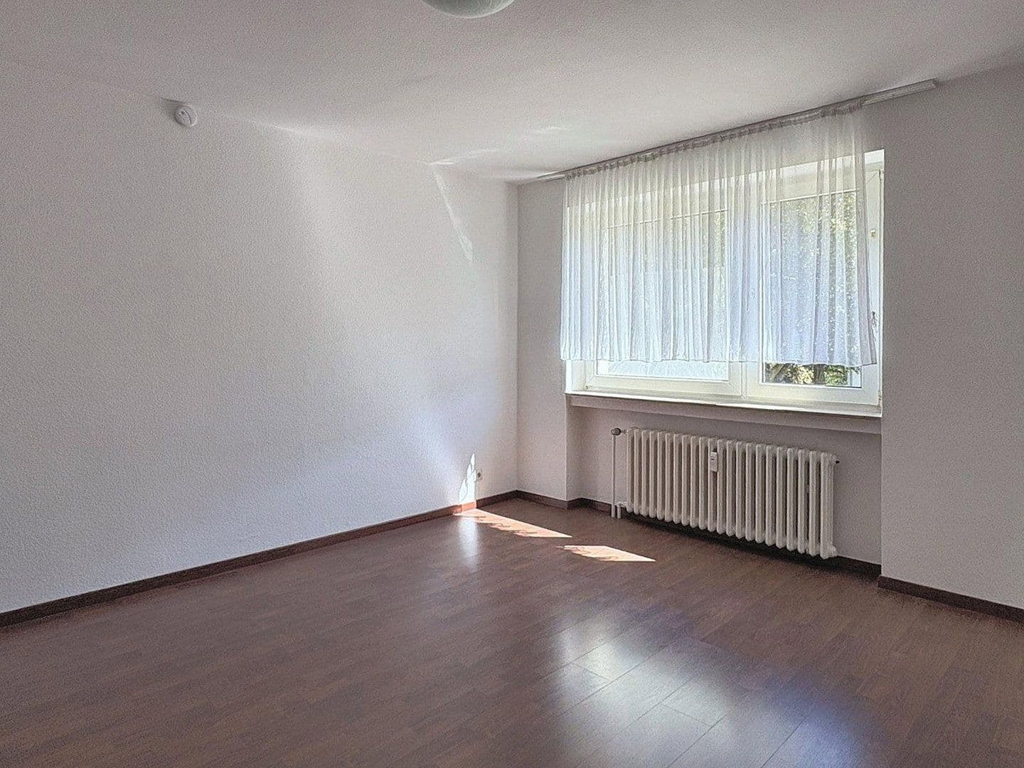 Pronájem bytu 2+1 54 m², Zedernstrasse 38, Mönchengladbach, Severní Porýní-Vestfálsko Pronájem bytu 2+1 54 m², Zedernstrasse 38, Mönchengladbach, Severní Porýní-Vestfálsko