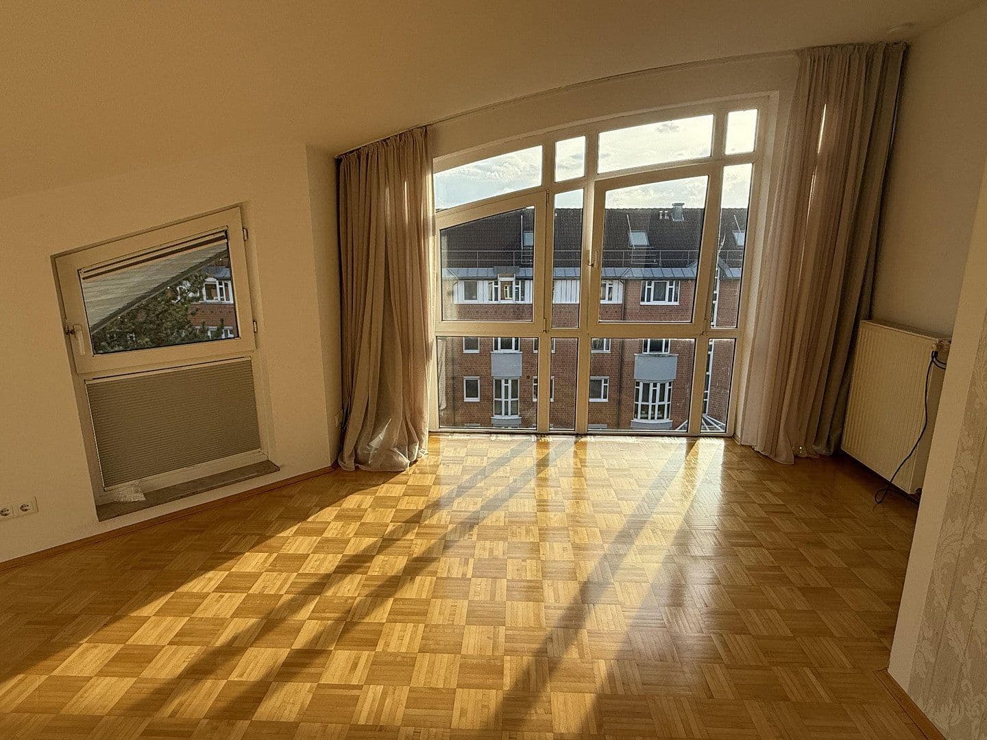 Prodej bytu 2+kk 79 m², Bremen, Bremen Prodej bytu 2+kk 79 m², Bremen, Bremen