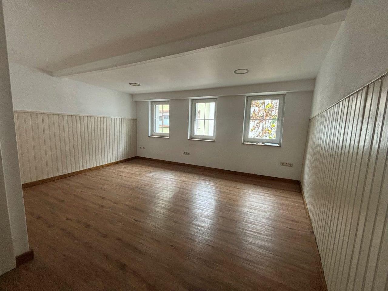 Prodej domu 95 m², pozemek 130 m², Würzburg, Bavorsko Prodej domu 95 m², pozemek 130 m², Würzburg, Bavorsko