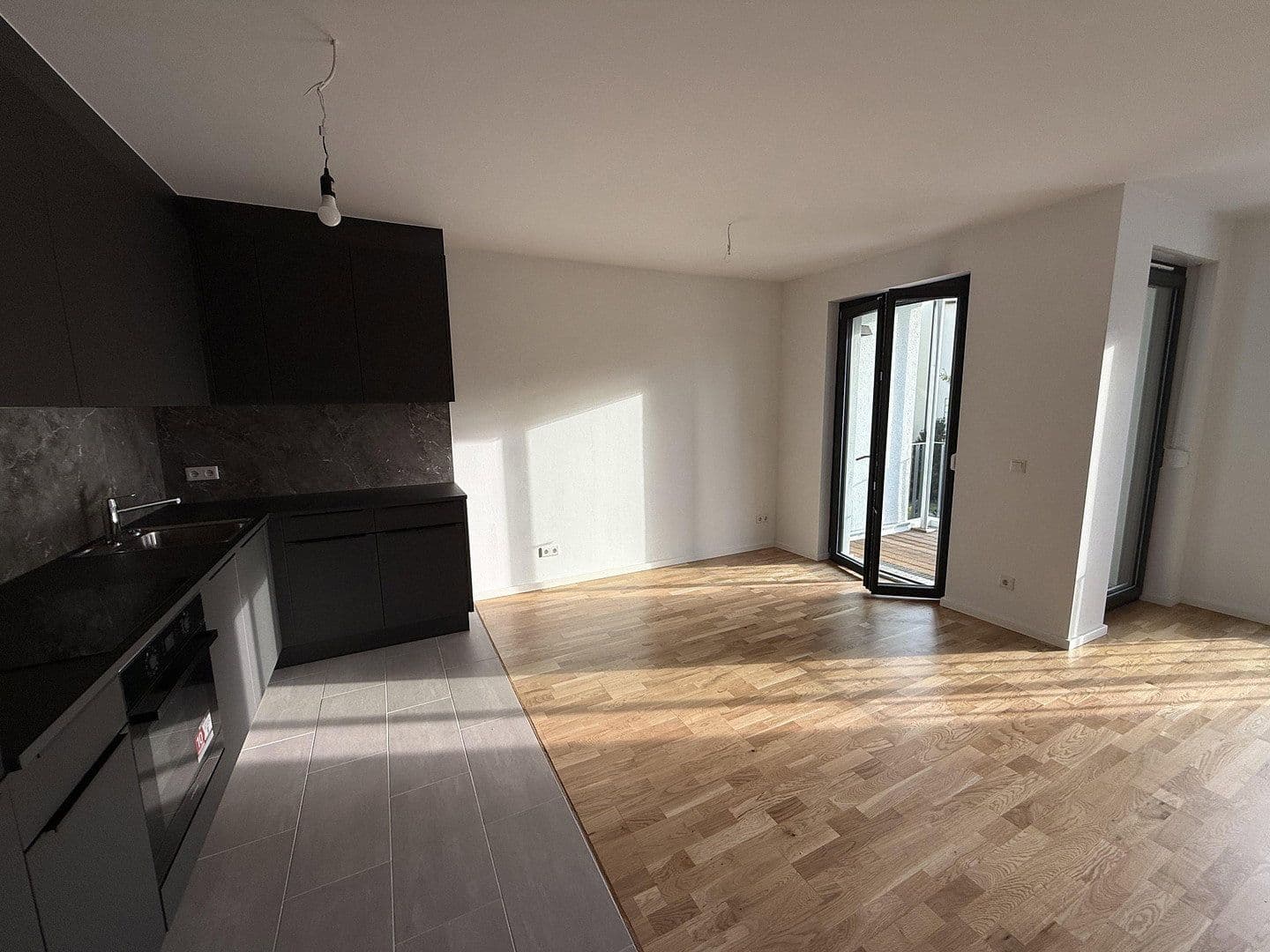 Pronájem bytu 3+1 75 m², Moissistrasse 7, Berlin, Berlín Pronájem bytu 3+1 75 m², Moissistrasse 7, Berlin, Berlín