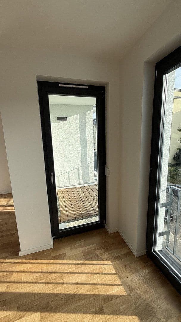 Pronájem bytu 3+1 75 m², Moissistrasse 7, Berlin, Berlín Pronájem bytu 3+1 75 m², Moissistrasse 7, Berlin, Berlín