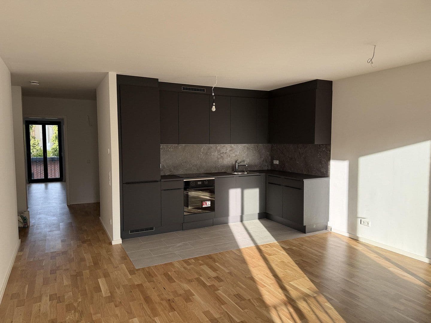 Pronájem bytu 3+1 75 m², Moissistrasse 7, Berlin, Berlín Pronájem bytu 3+1 75 m², Moissistrasse 7, Berlin, Berlín