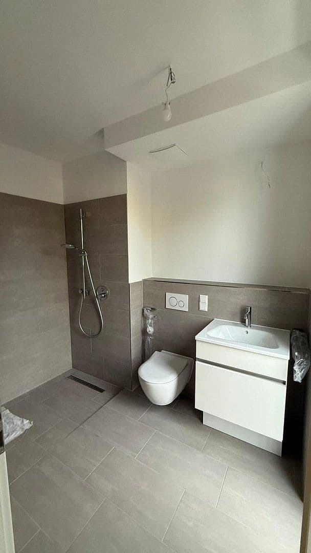 Pronájem bytu 3+1 75 m², Moissistrasse 7, Berlin, Berlín Pronájem bytu 3+1 75 m², Moissistrasse 7, Berlin, Berlín