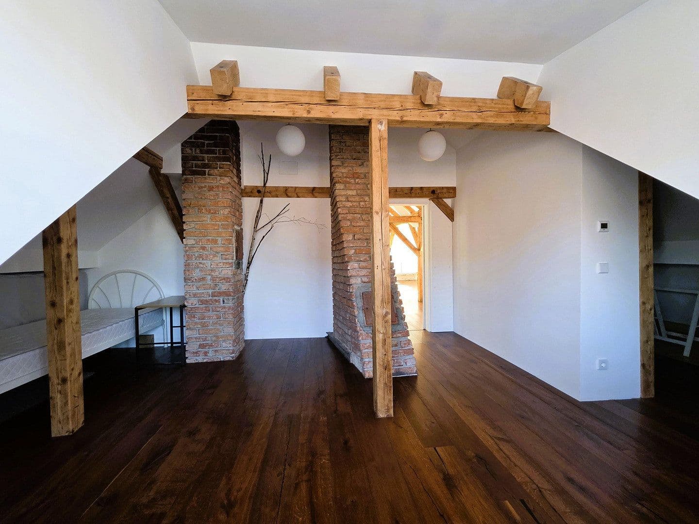 Prodej bytu 3+1 120 m², Bahnhofstr. 21, Hausen im Wiesental, Bádensko-Württembersko Prodej bytu 3+1 120 m², Bahnhofstr. 21, Hausen im Wiesental, Bádensko-Württembersko