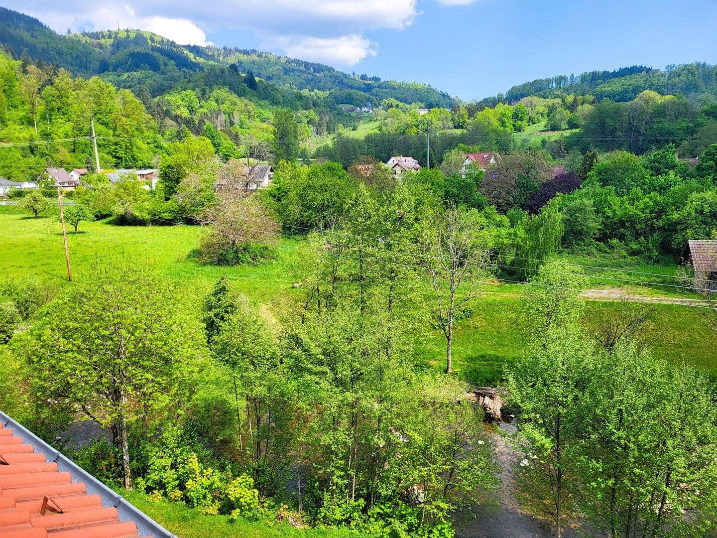 Prodej bytu 3+1 120 m², Bahnhofstr. 21, Hausen im Wiesental, Bádensko-Württembersko Prodej bytu 3+1 120 m², Bahnhofstr. 21, Hausen im Wiesental, Bádensko-Württembersko