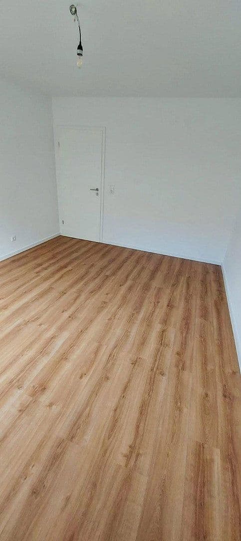 Pronájem bytu 3+1 76 m², Frankfurt, Hessen Pronájem bytu 3+1 76 m², Frankfurt, Hessen