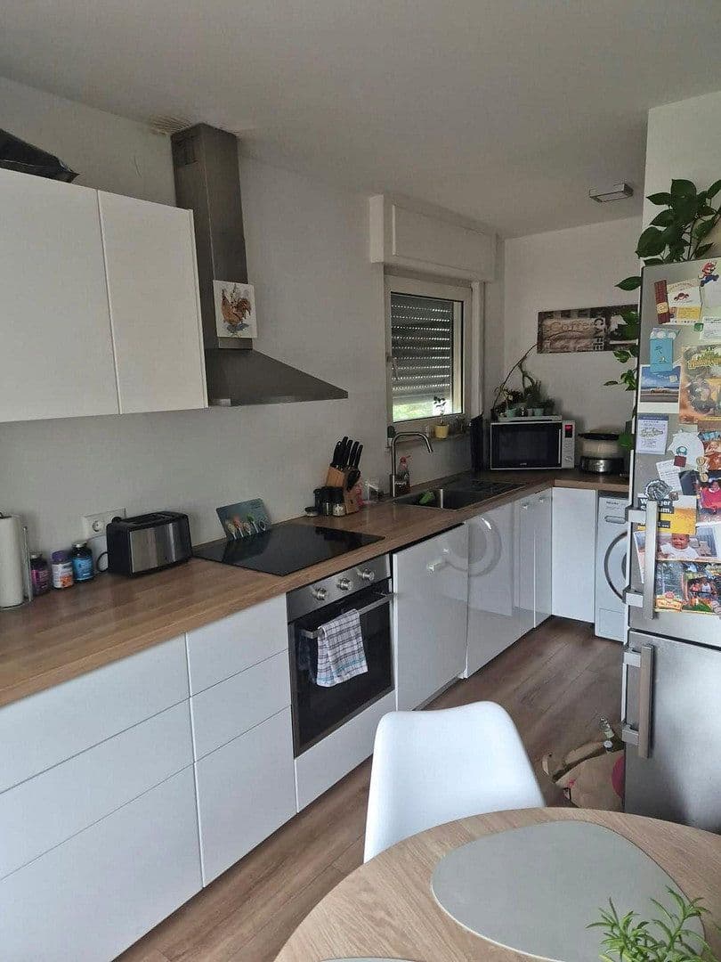 Pronájem bytu 3+1 76 m², Frankfurt, Hessen Pronájem bytu 3+1 76 m², Frankfurt, Hessen