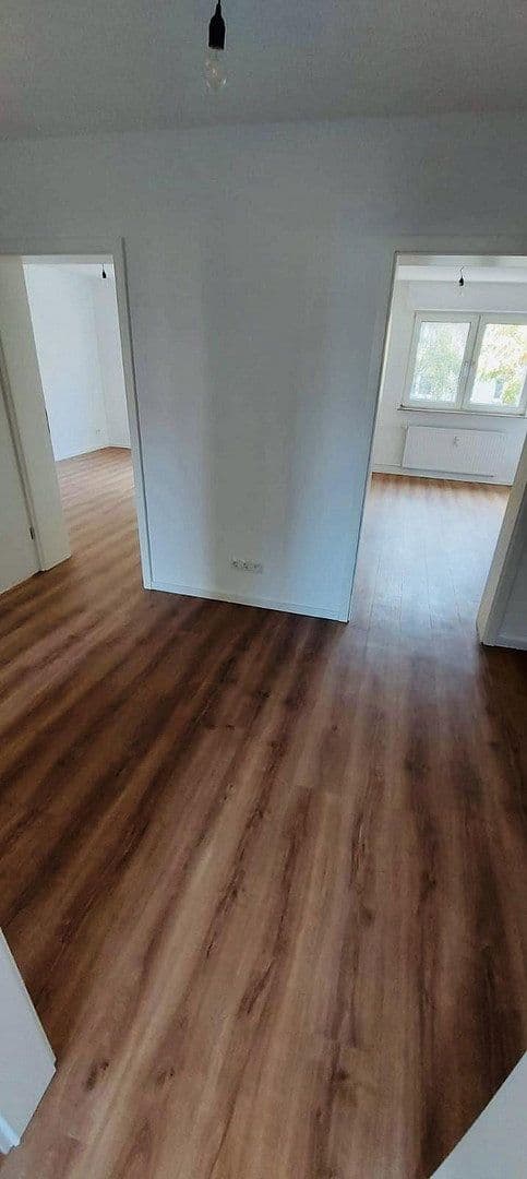 Pronájem bytu 3+1 76 m², Frankfurt, Hessen Pronájem bytu 3+1 76 m², Frankfurt, Hessen