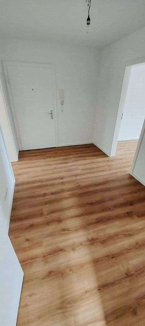 Pronájem bytu 3+1 76 m², Frankfurt, Hessen Pronájem bytu 3+1 76 m², Frankfurt, Hessen