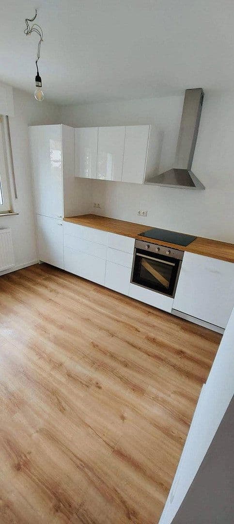 Pronájem bytu 3+1 76 m², Frankfurt, Hessen Pronájem bytu 3+1 76 m², Frankfurt, Hessen