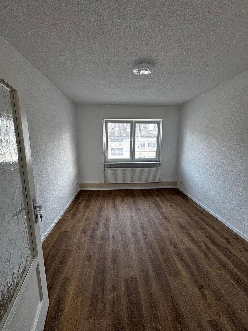 Pronájem bytu 20 m², Karlsruhe, Bádensko-Württembersko Pronájem bytu 20 m², Karlsruhe, Bádensko-Württembersko