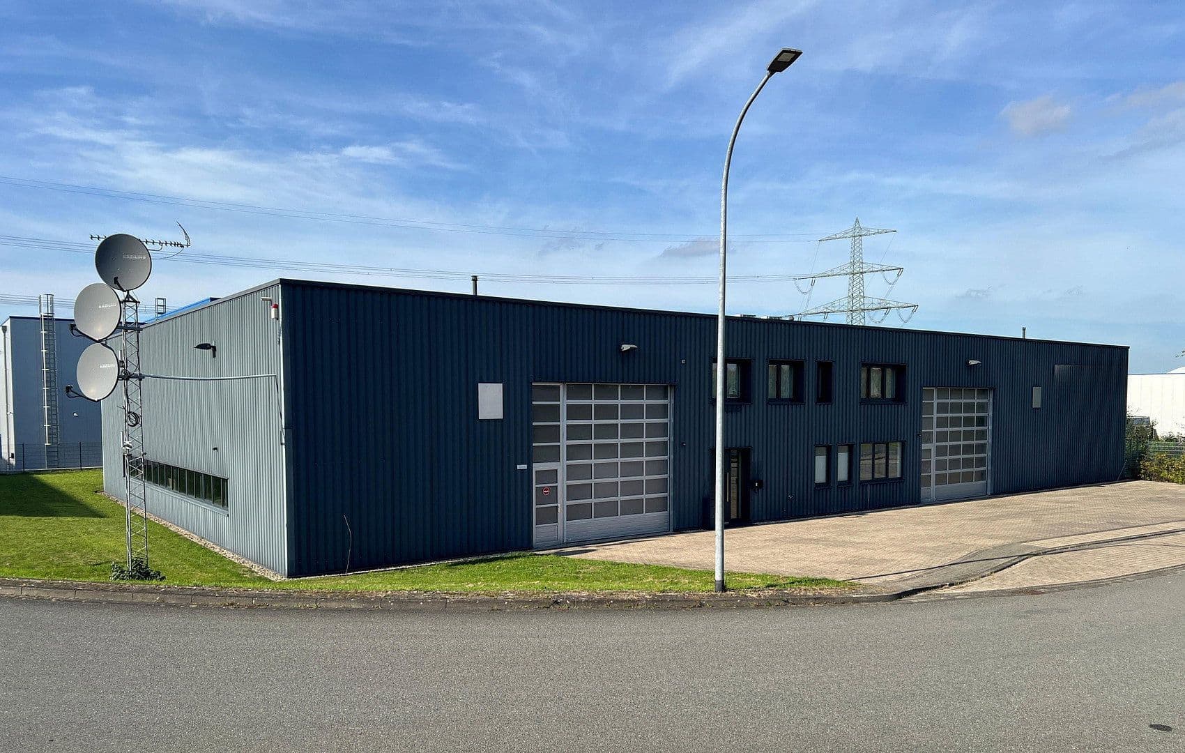 Prodej nebytového prostoru 2.254 m², Leopoldshöhe, Severní Porýní-Vestfálsko Prodej nebytového prostoru 2.254 m², Leopoldshöhe, Severní Porýní-Vestfálsko