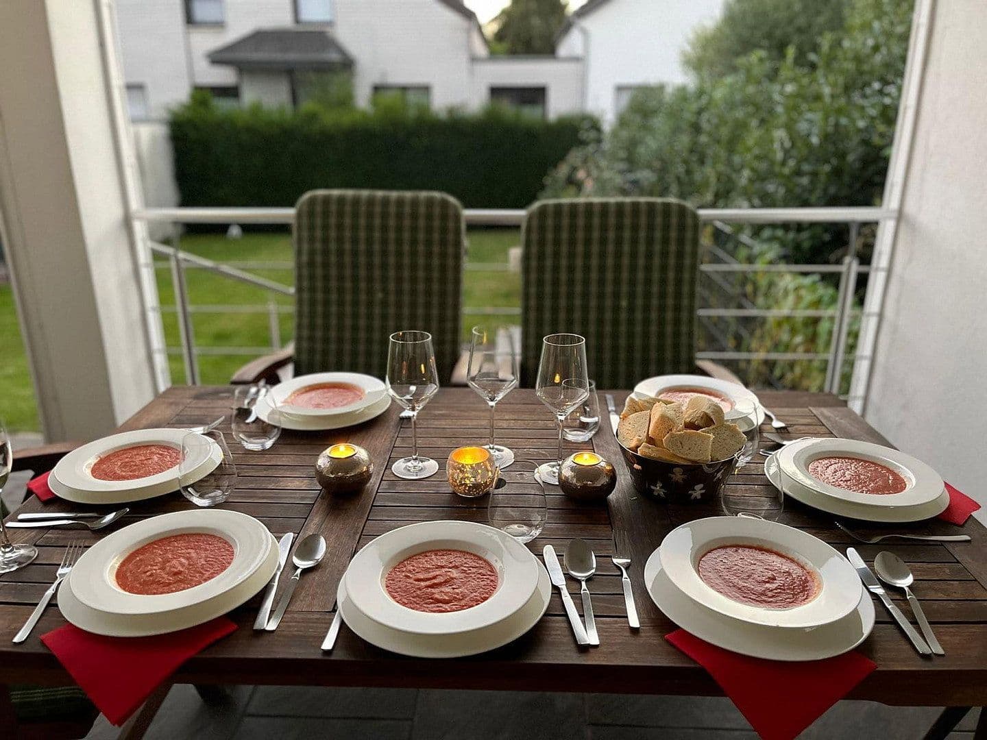 Prodej domu 182 m², pozemek 530 m², Isernhagen, Dolní Sasko Prodej domu 182 m², pozemek 530 m², Isernhagen, Dolní Sasko