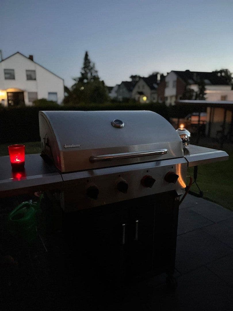 Prodej domu 182 m², pozemek 530 m², Isernhagen, Dolní Sasko Prodej domu 182 m², pozemek 530 m², Isernhagen, Dolní Sasko