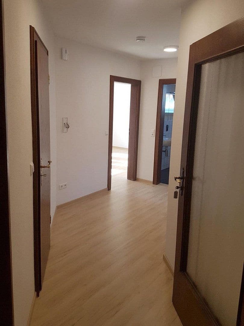 Pronájem bytu 2+1 70 m², Marktplatz 11, Bad Buchau, Bádensko-Württembersko Pronájem bytu 2+1 70 m², Marktplatz 11, Bad Buchau, Bádensko-Württembersko