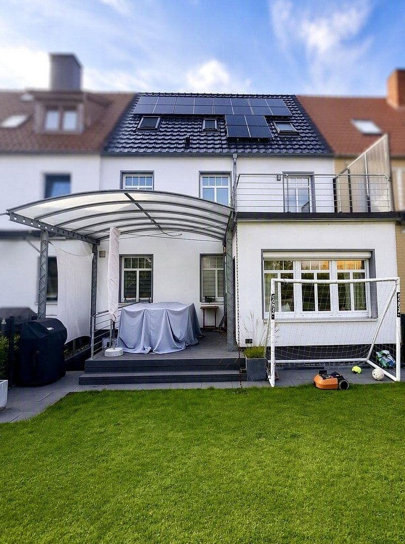 Prodej domu 168 m², pozemek 232 m², Wolfsburg, Dolní Sasko Prodej domu 168 m², pozemek 232 m², Wolfsburg, Dolní Sasko