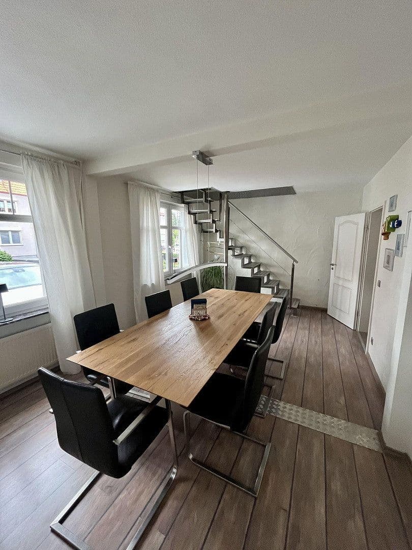 Prodej domu 168 m², pozemek 232 m², Wolfsburg, Dolní Sasko Prodej domu 168 m², pozemek 232 m², Wolfsburg, Dolní Sasko