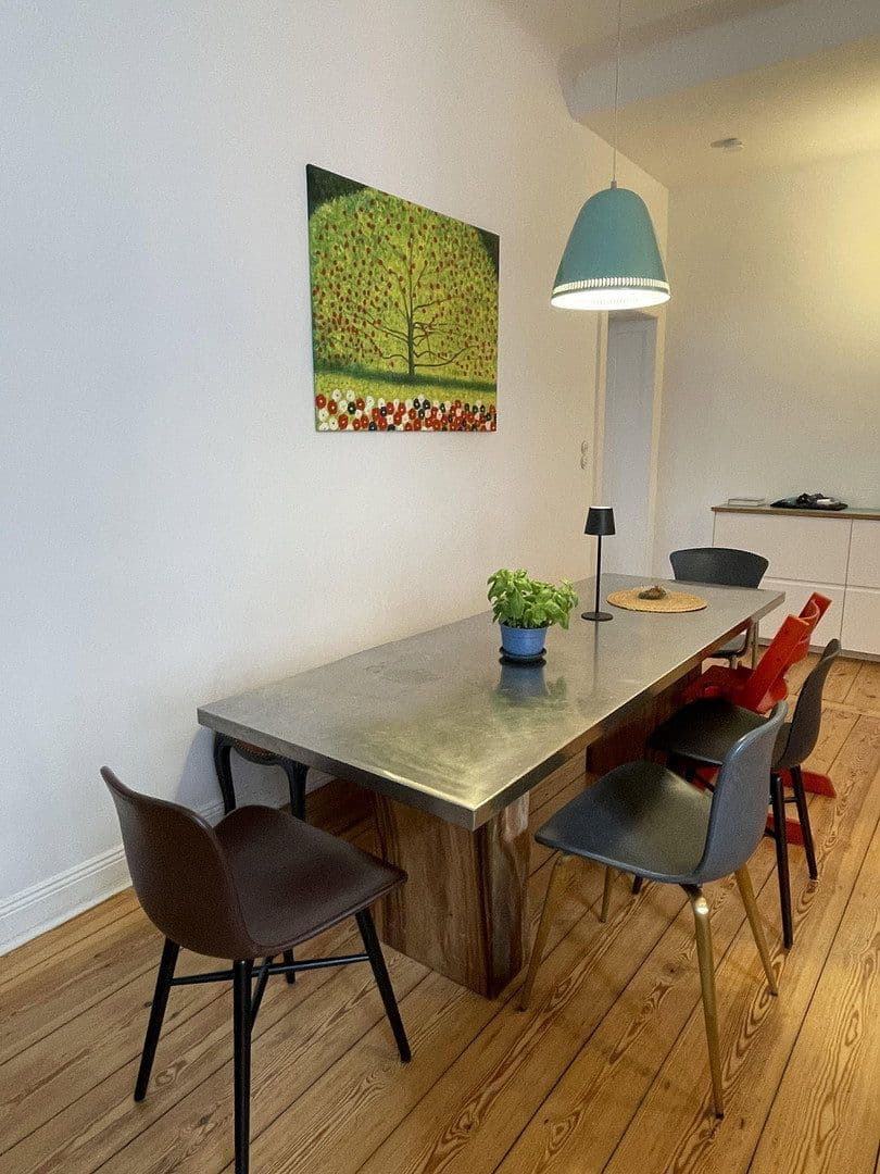 Prodej bytu 3+1 110 m², Berlin, Berlín Prodej bytu 3+1 110 m², Berlin, Berlín
